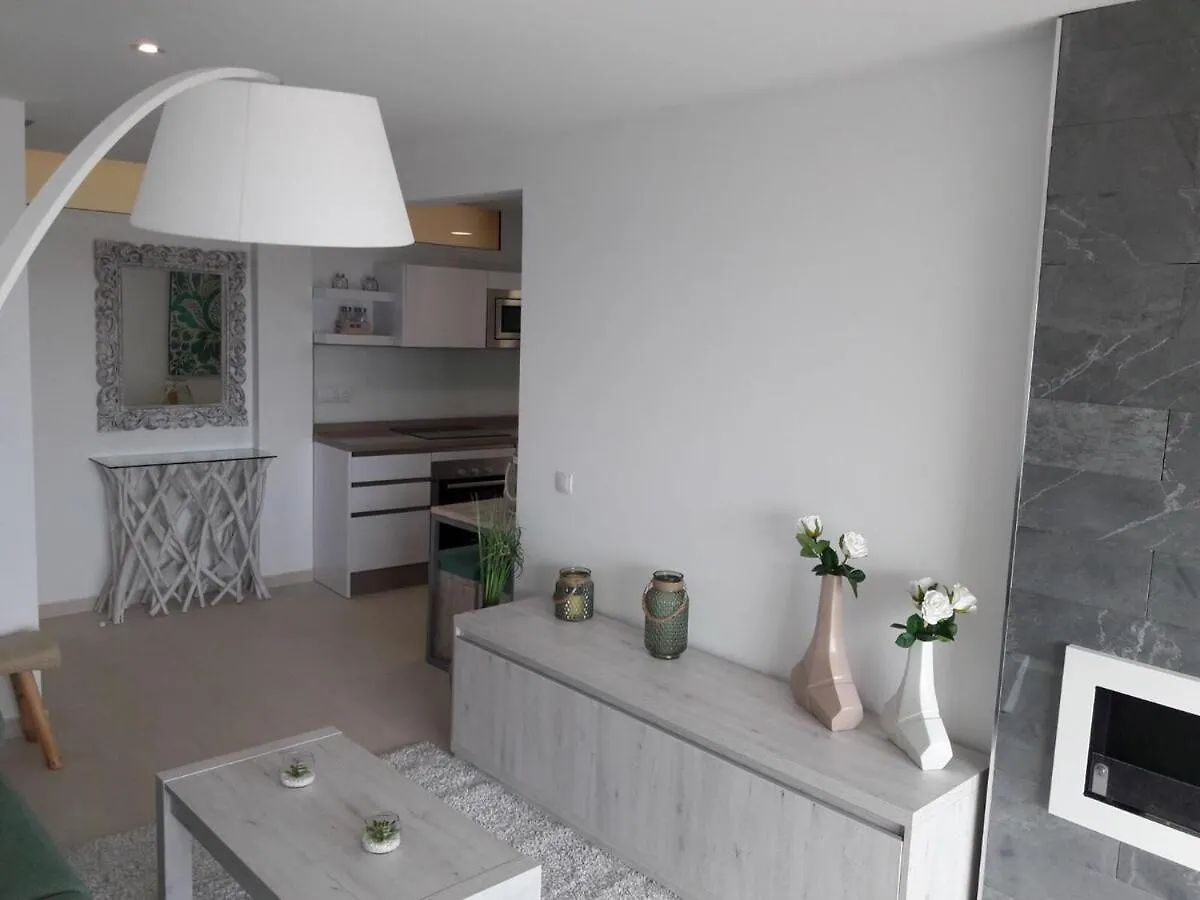 Dreamhomesbymaria Beachfront With Garage And Wifi 푸엔히롤라 0*,